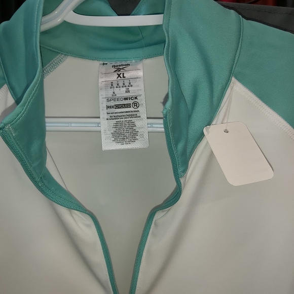 Reebok running 1/4 zip sweatshirt - Picture 6 of 13